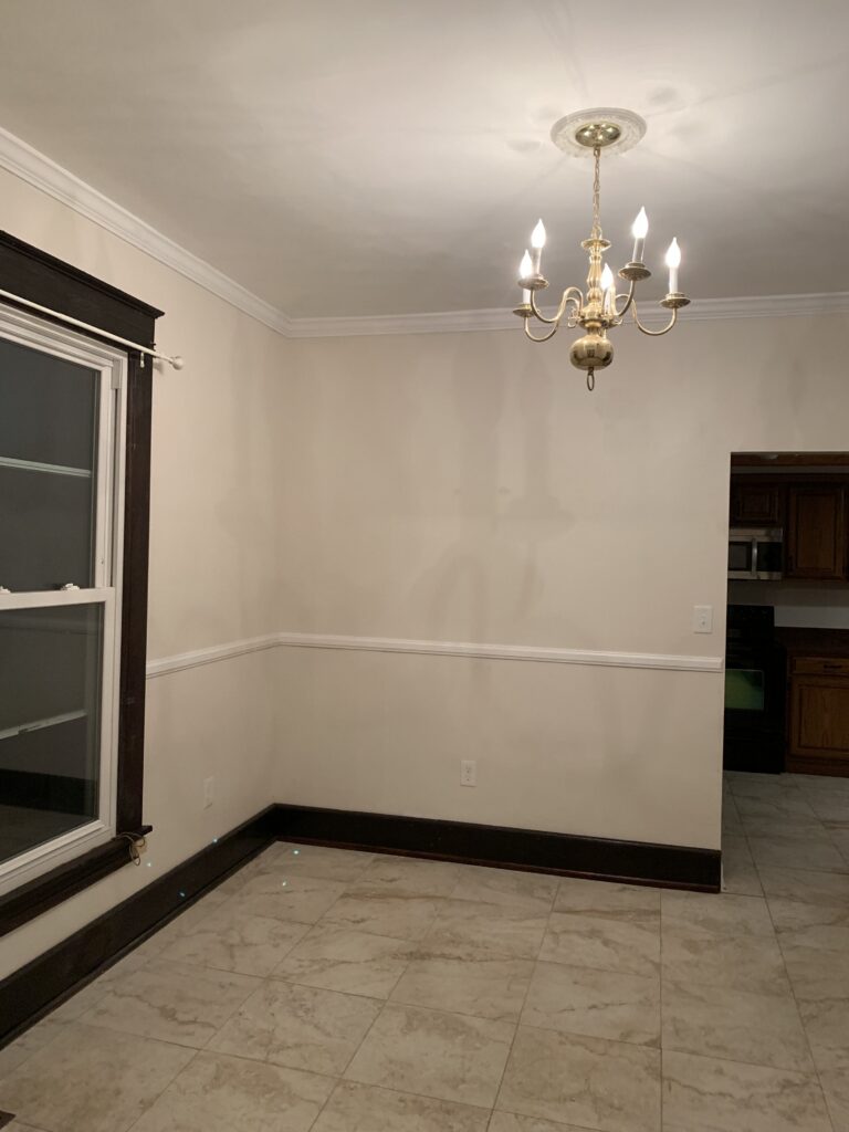 Dinning Room After
BB Remodeling, LLC.,Home renovation, tile flooring, laminate flooring, drywall repair, painting, floor stain, home remodeling. 