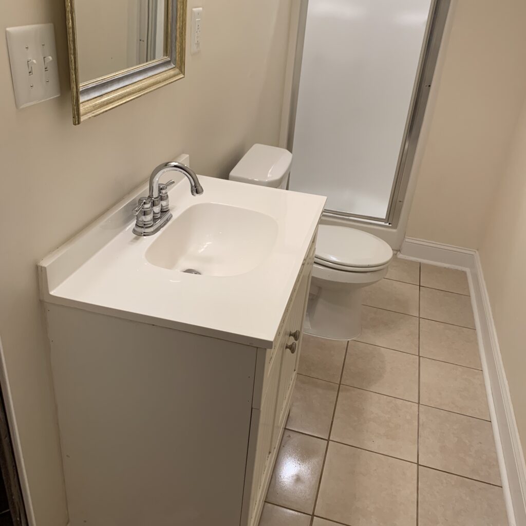 BB remodeling, llc., bathroom remodeling, plumber, renovation, plumbing repair, plumbing installation, bath tub,
walk-in-shower, shower installation. 
